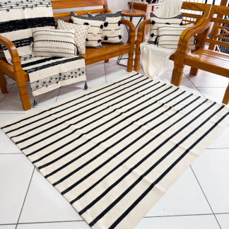 Tapete Itatiaia  - Sala Quarto Listrado Algodão Preto com Cru | Artesanal 1.5x2m